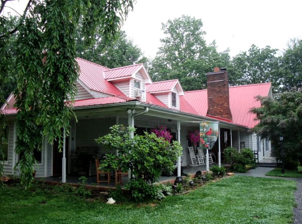 Blue Ridge Manor Bed And Breakfast Fancy Gap Esterno foto