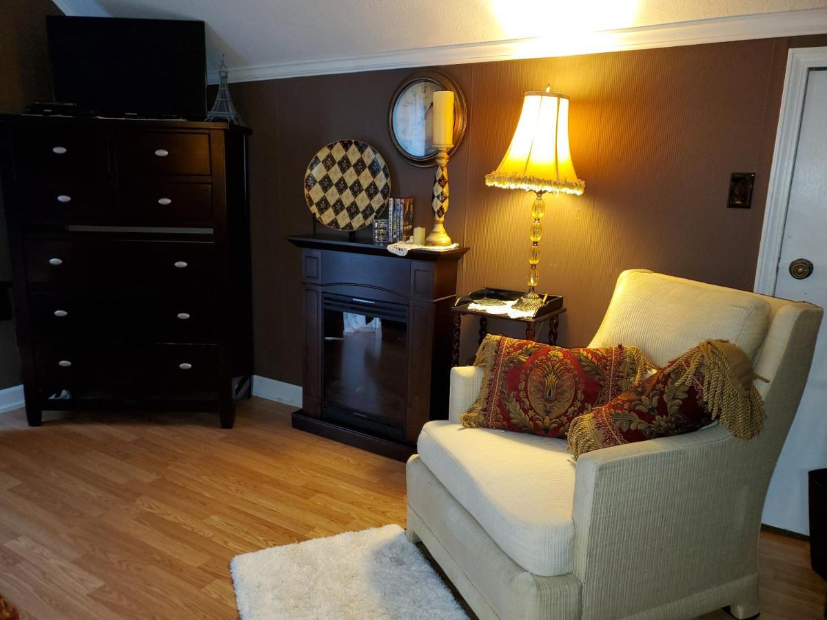 Blue Ridge Manor Bed And Breakfast Fancy Gap Esterno foto
